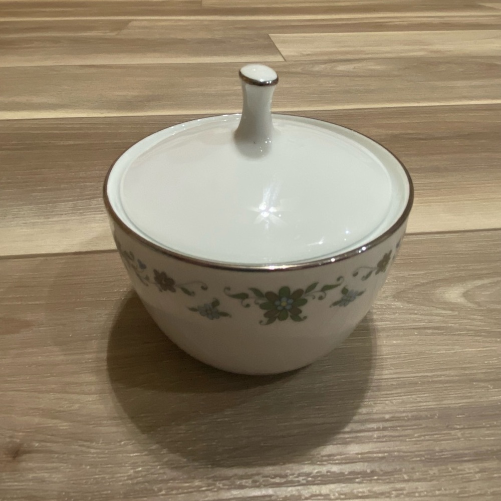 Noritake Japan sugar bowl Beguine 2033 Contemporary Fine China - Picture 7 of 7